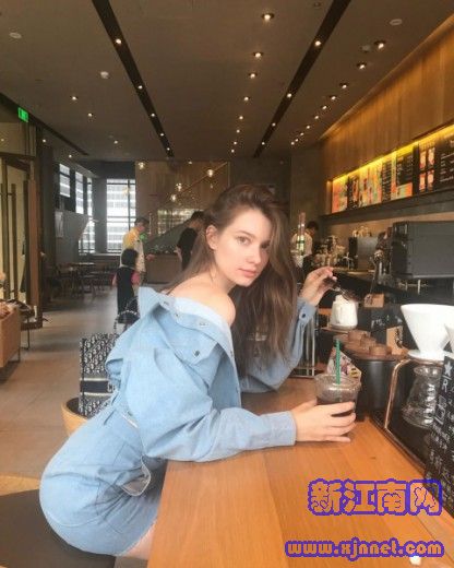 ѪŮ Anastasia Cebulska (mng)ֵ@W(wng)