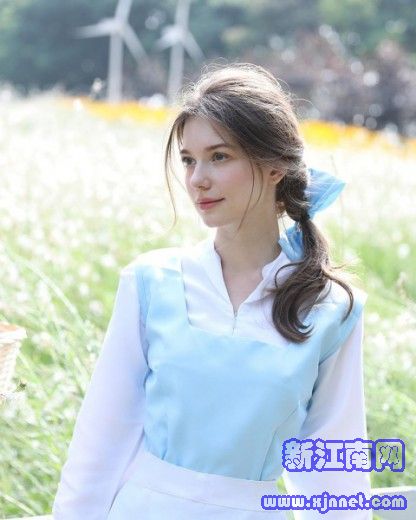 ѪŮ Anastasia Cebulska (mng)ֵ@W(wng)